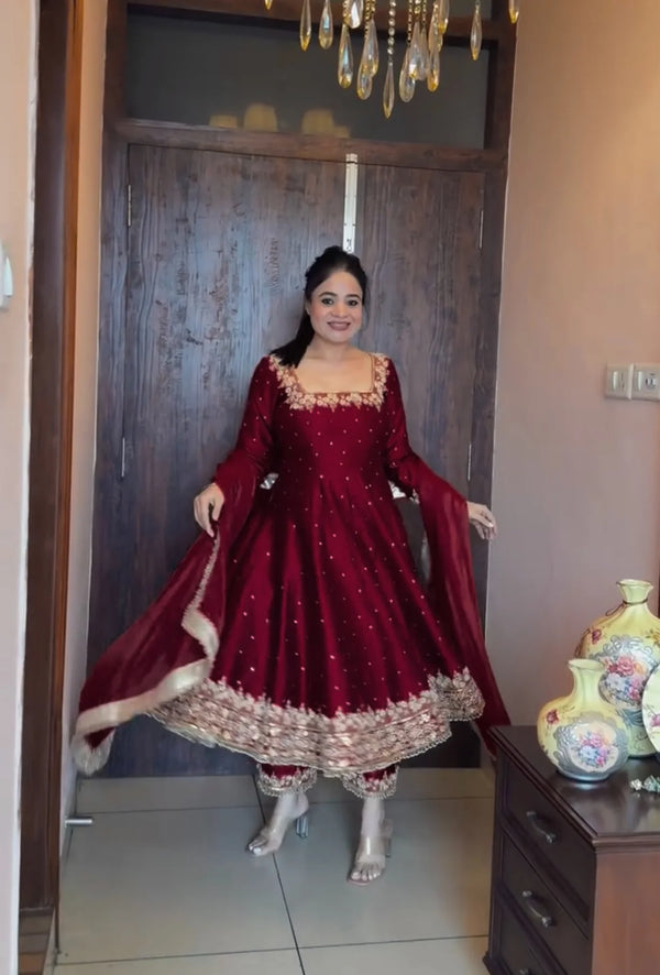 Prachi's' Maroon Coloured Havy Vichitra Royal Elegant Suit Set
