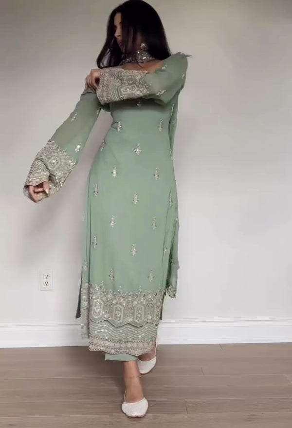 Ada Foux Goargate With Beats Work Suit Set